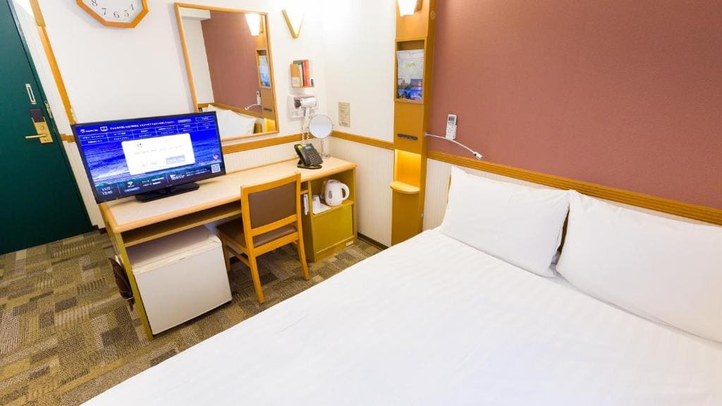 Double Room - Non-Smoking room - Image 2