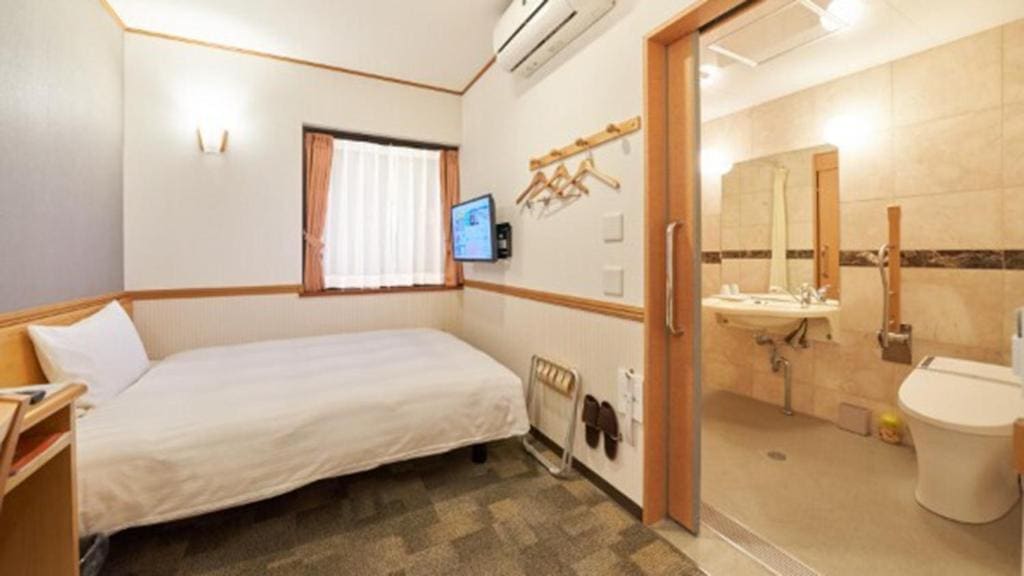 Accessible Single Room - Non-Smoking room - Image 1
