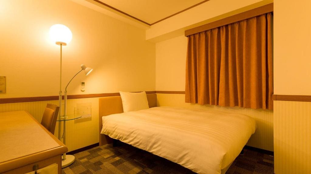 Single Room - Non-Smoking room - Image 3