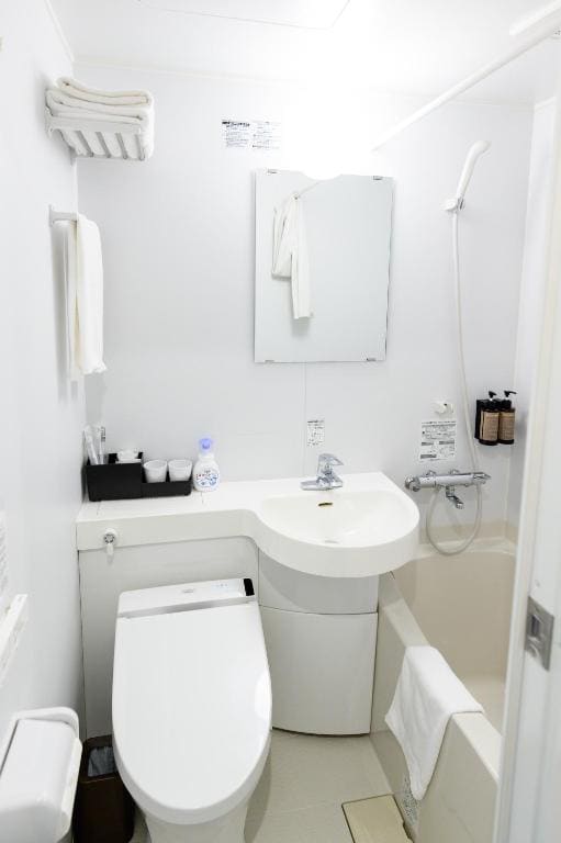 Standard Double Room room - Image 3