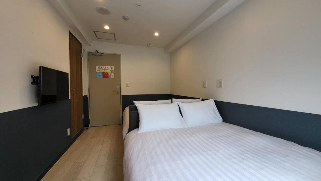 Standard Quadruple Room room - Image 3