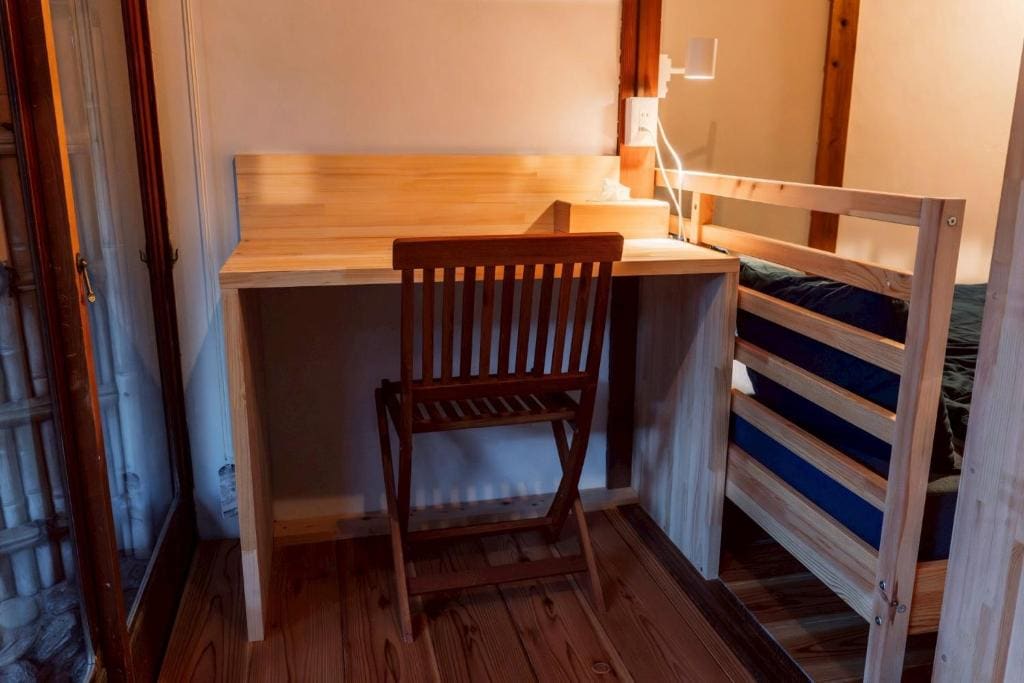 Standard Quadruple Room room - Image 3