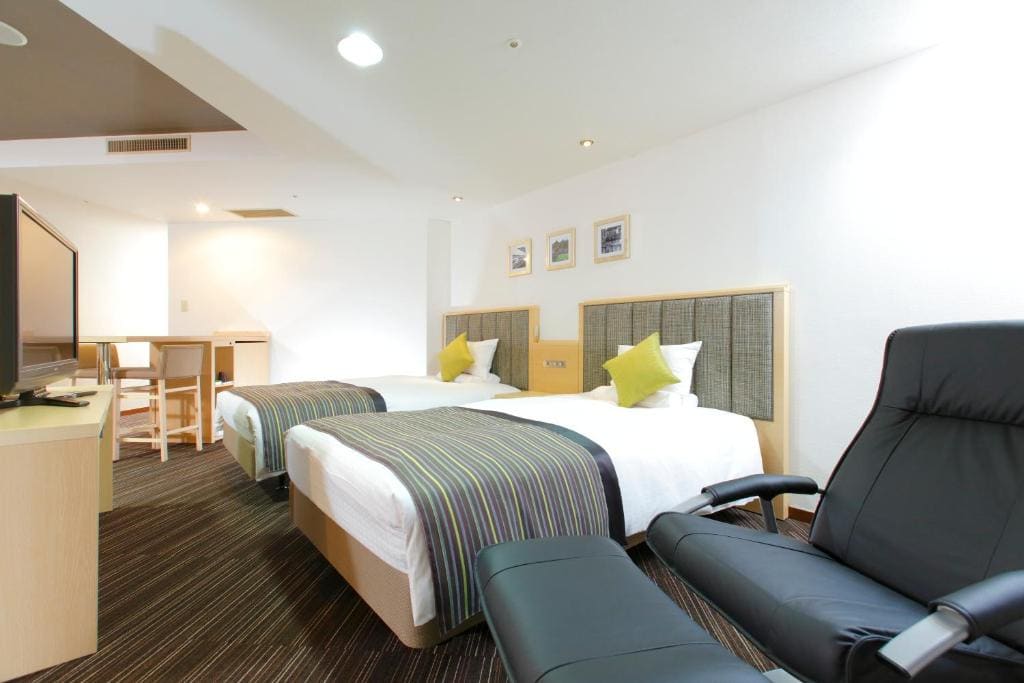 Standard Double Room - Smoking - No Daily Cleaning room - Image 2