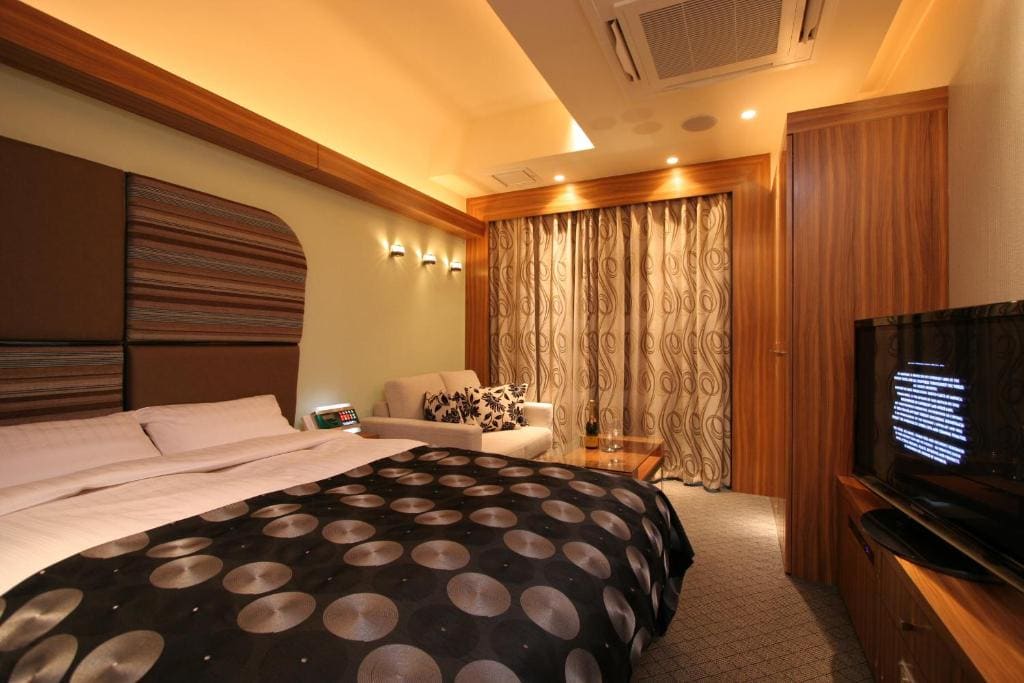 Large Double Room room - Image 3