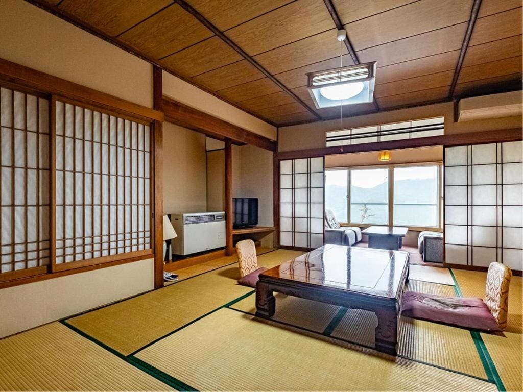 Exclusive One Room - Top Floor Room with Private Hot Spring Bath - Panoramic View room - Image 2