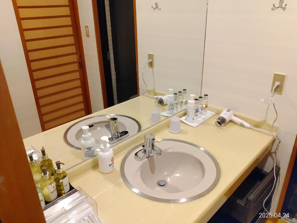 Japanese-Style Room room - Image 3