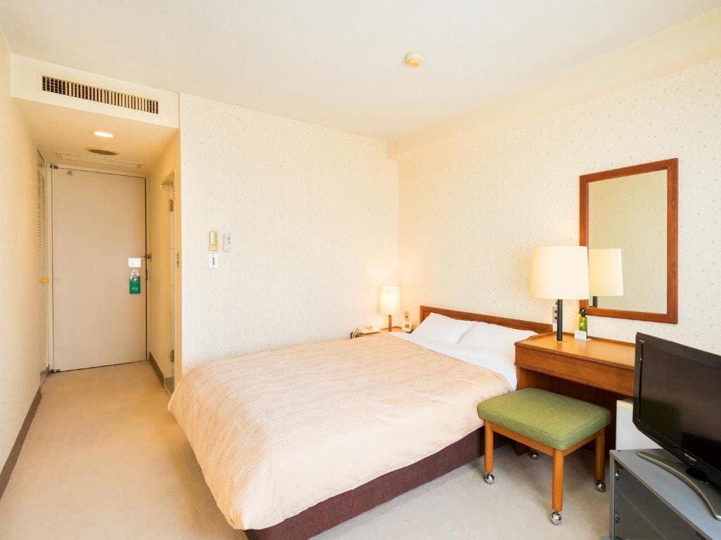 Double Room - Smoking room - Image 3