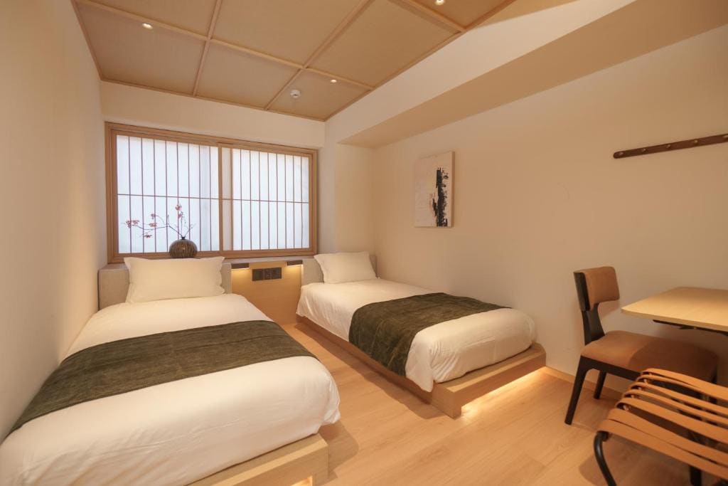 Quadruple Room room - Image 3