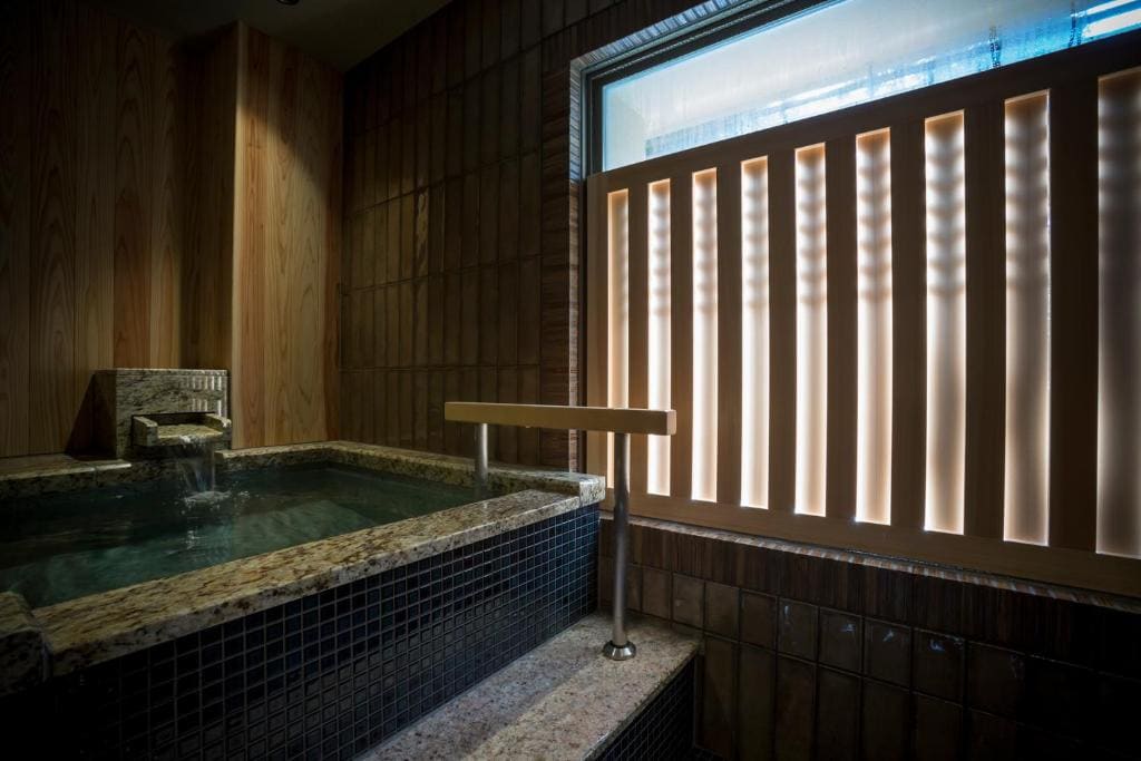 Double Room TYPE B - Non-Smoking (2nd-3rd Floor) room - Image 1