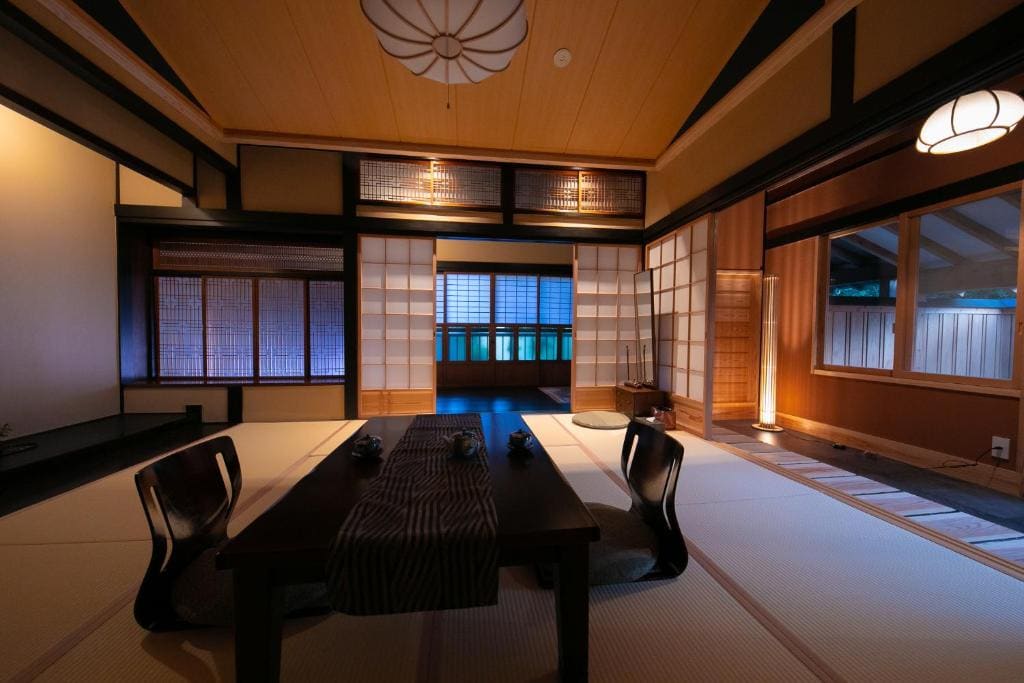 Japanese-Style House with Open-Air Bath and Cypress Bath - Annex room - Image 2