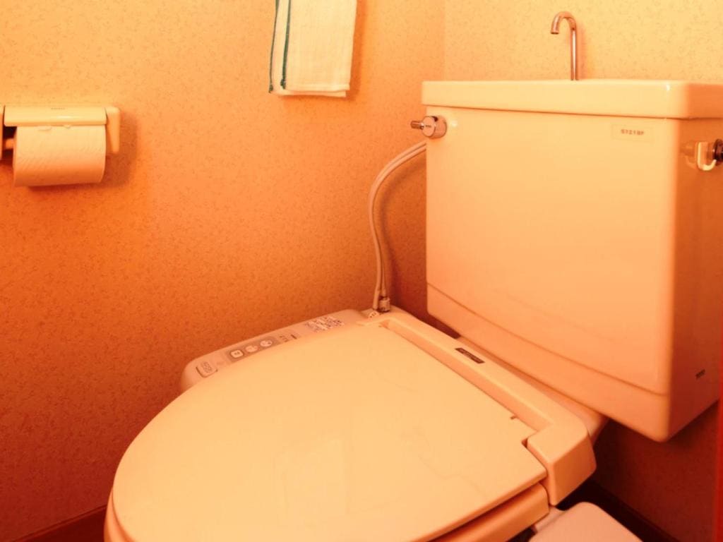 Japanese-Style Room with Shared Bathroom and Toilet room - Image 2