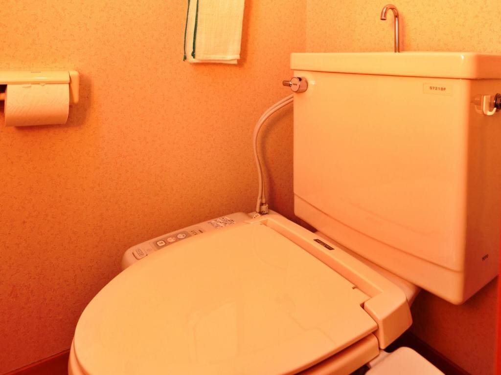 Quadruple Room with Shared Bathroom room - Image 2