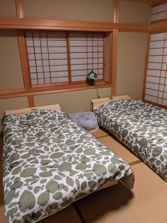 Twin Room with Extra Bed room - Image 1
