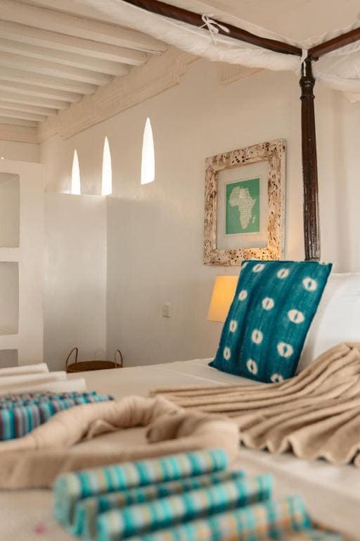 King Suite with Sea View room - Image 1