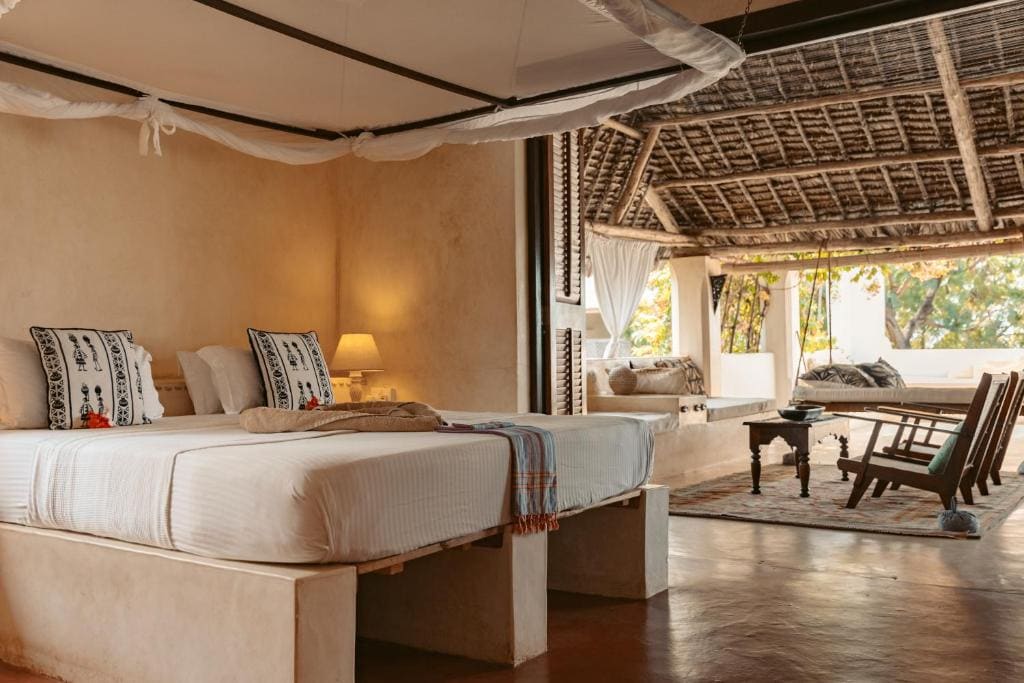 Superior Suite with Sea View room - Image 1