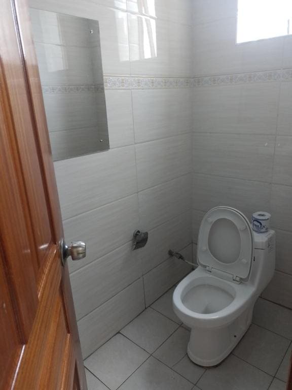 Standard Single Room with Shower room - Image 3