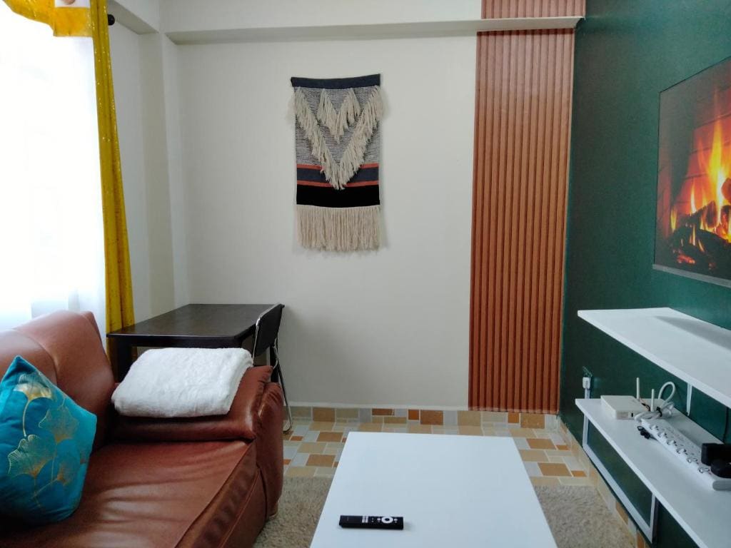 One-Bedroom Apartment with View room - Image 2