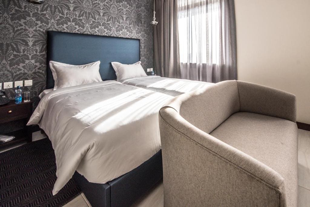 Superior Twin Room room - Image 2