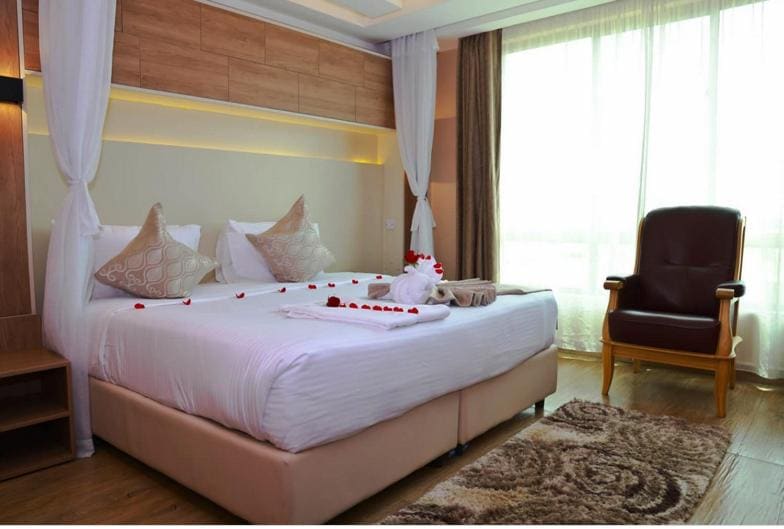 Deluxe Double Room room - Image 2