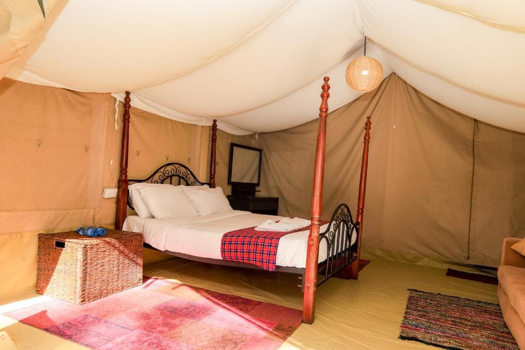 Double Room with Garden View room - Image 2