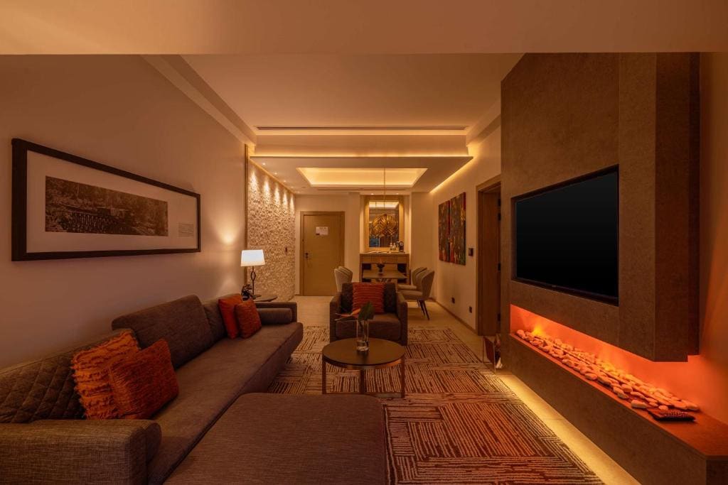 One-Bedroom Kwetu King Suite room - Image 1