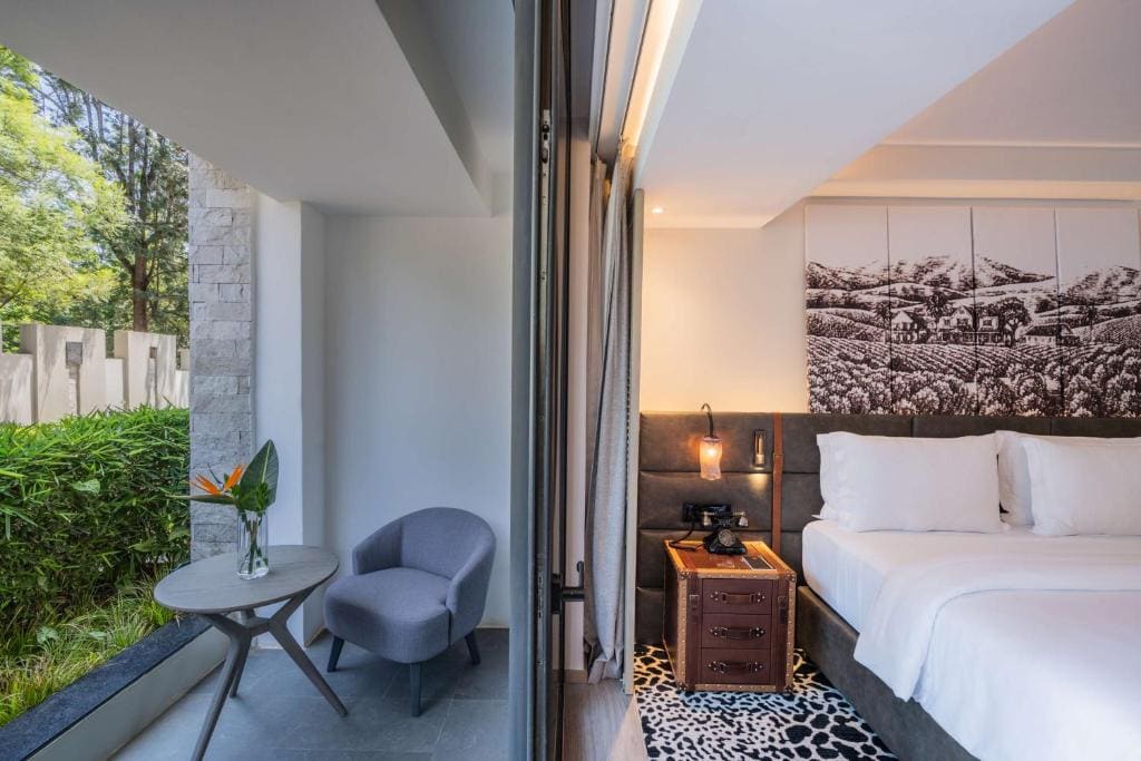 Serene Guest Room - Mobility Accessible room - Image 3