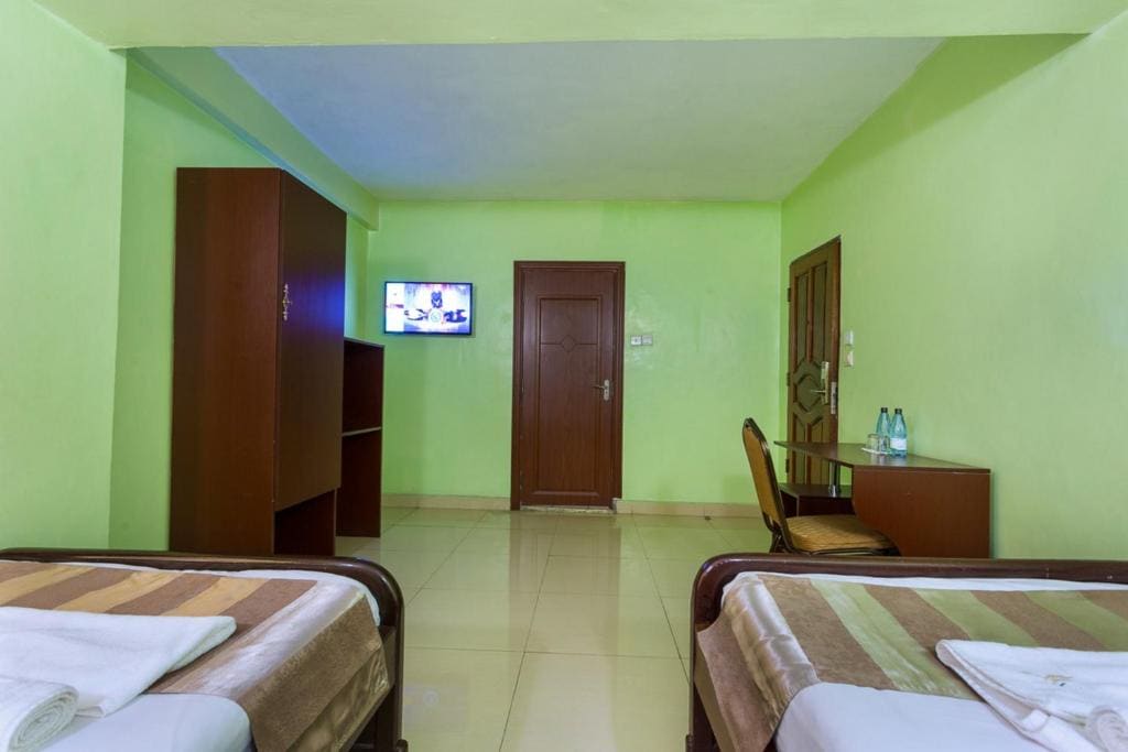 Twin Room room - Image 3