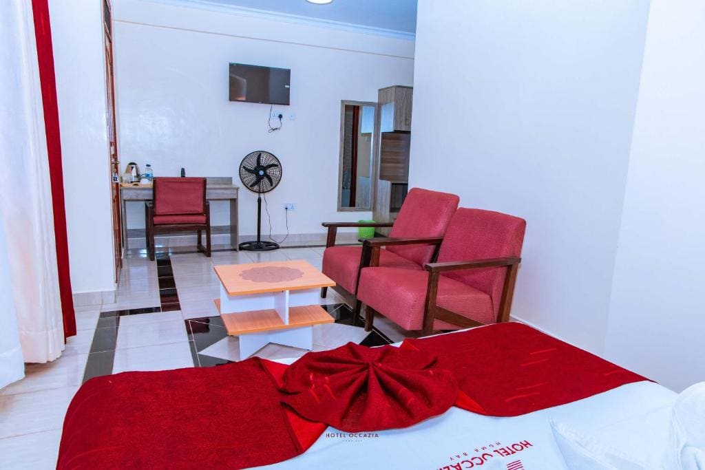 Executive Suite room - Image 3