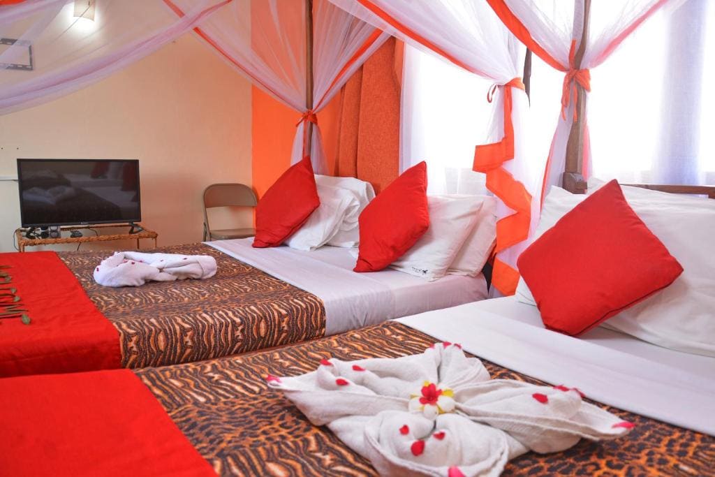 Deluxe Twin Room room - Image 2