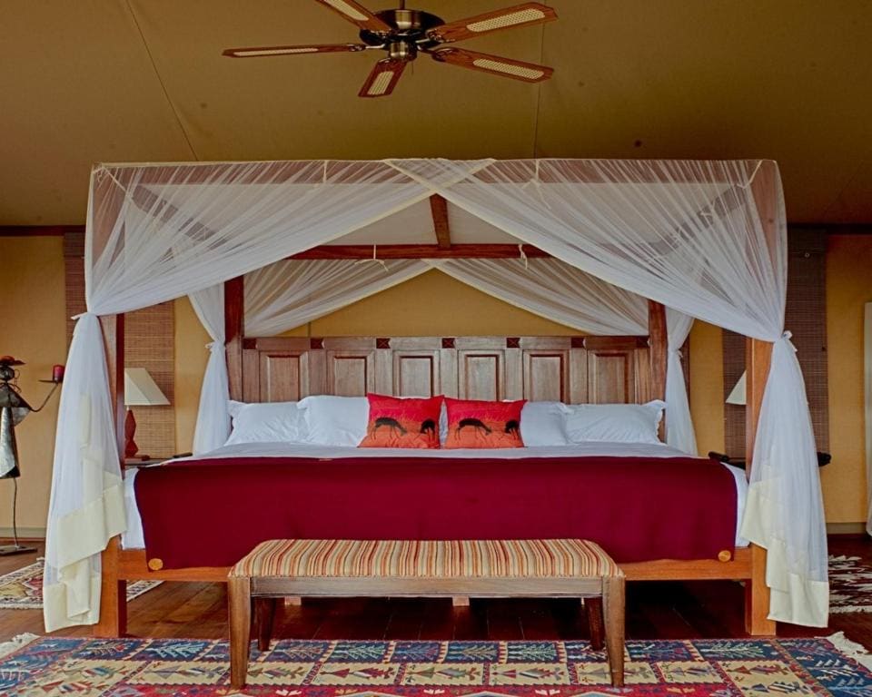 Honeymoon Suite Tent room - Image 2
