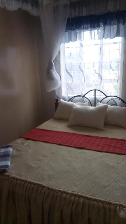 Double Room with Private Bathroom room - Image 2
