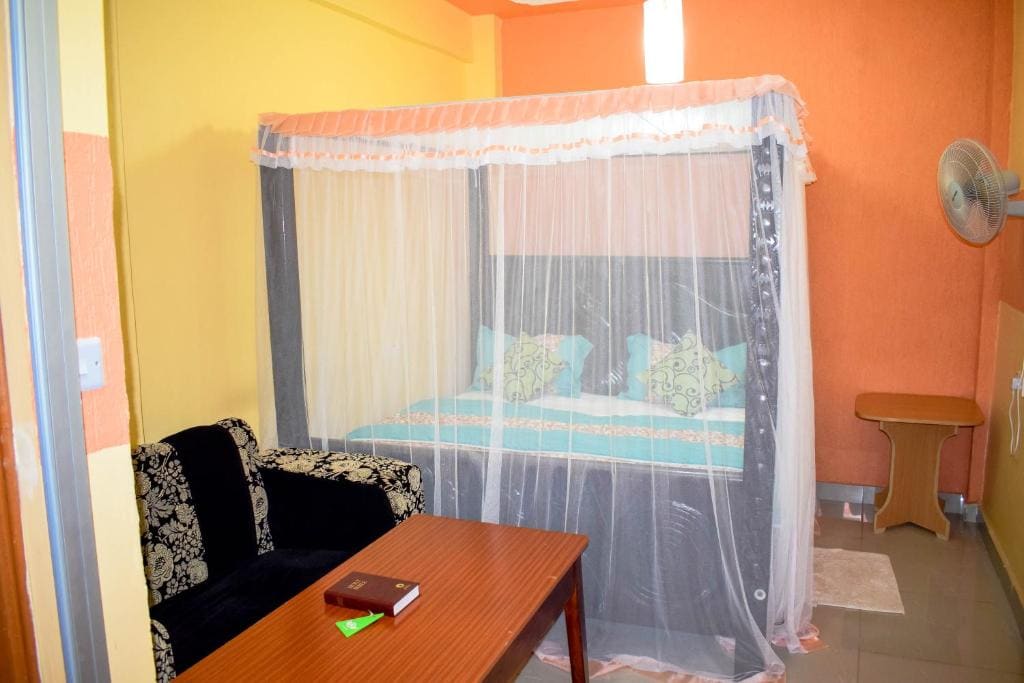 Deluxe Double Room with Extra Bed room - Image 3