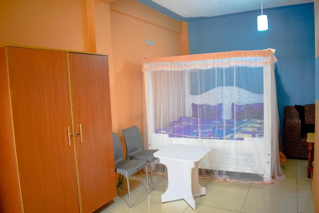 Standard Twin Room room - Image 3