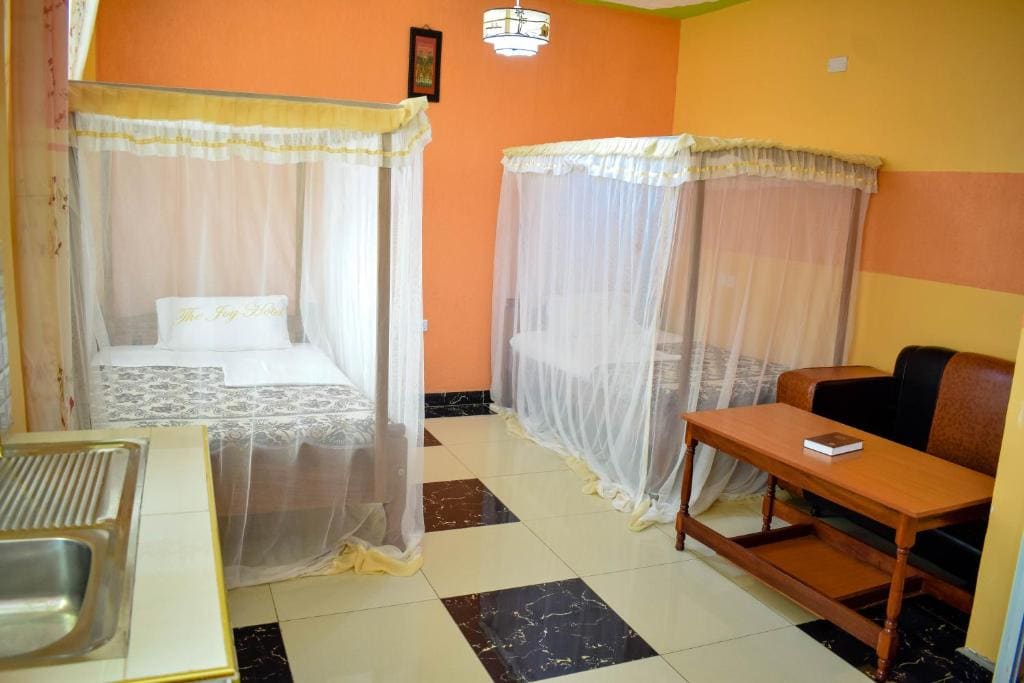 Standard Twin Room room - Image 2