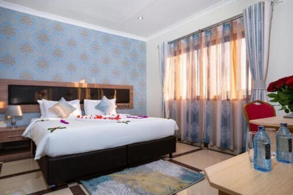 Standard Double Room room - Image 3