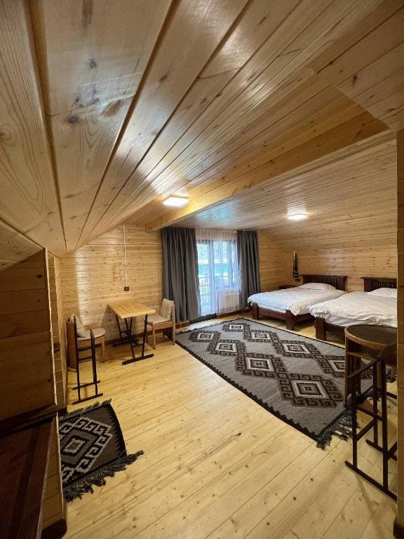 Suite with Mountain View room - Image 3