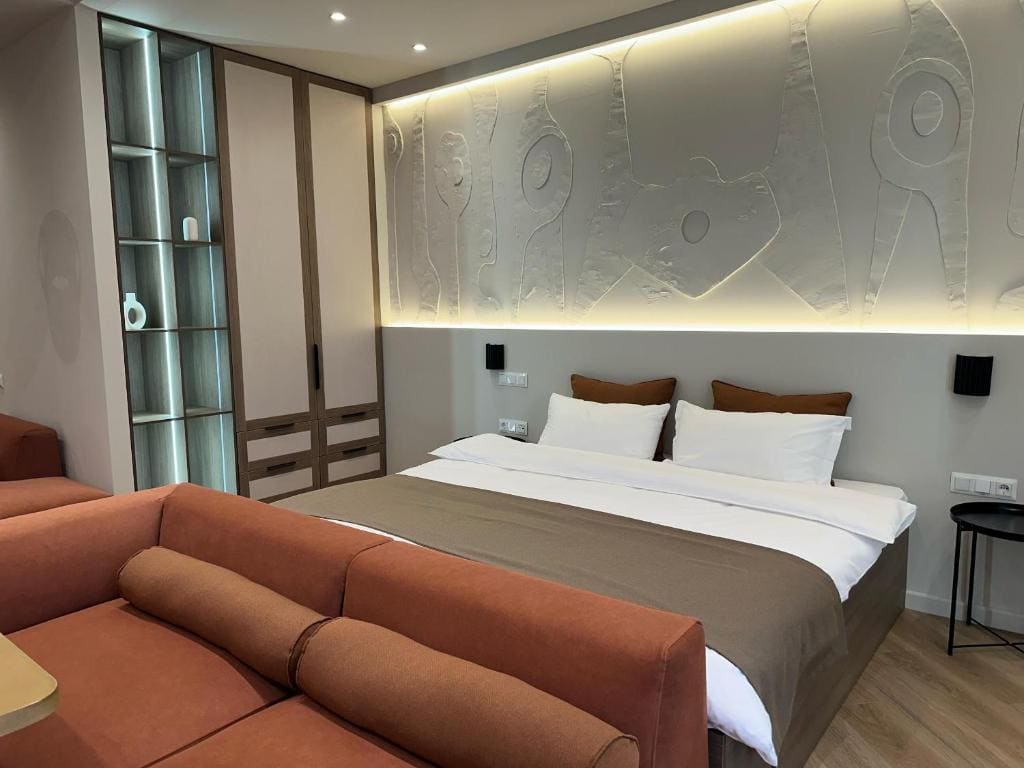 Deluxe King Room room - Image 1