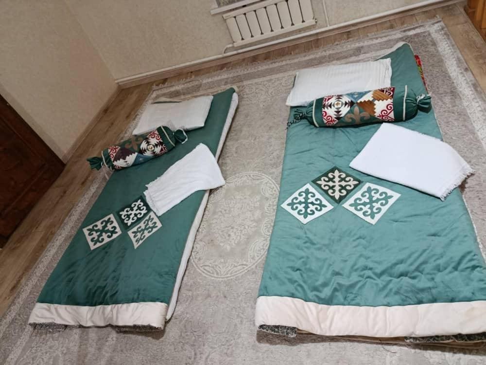 Twin Room with Mountain View room - Image 1