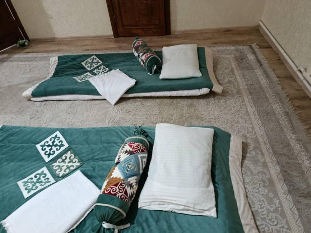 Twin Room with Mountain View room - Image 3