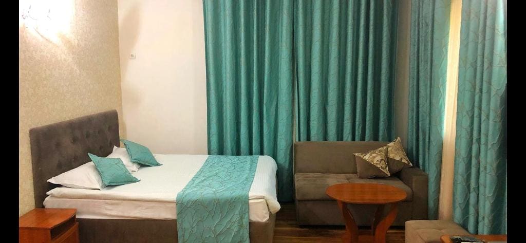 Superior Twin Room room - Image 1