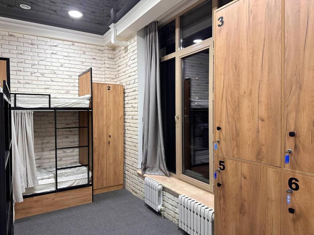 Bed in 6-Bed Mixed Dormitory Room room - Image 2