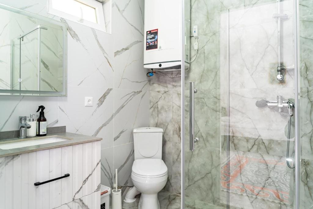 Large Double Room room - Image 1