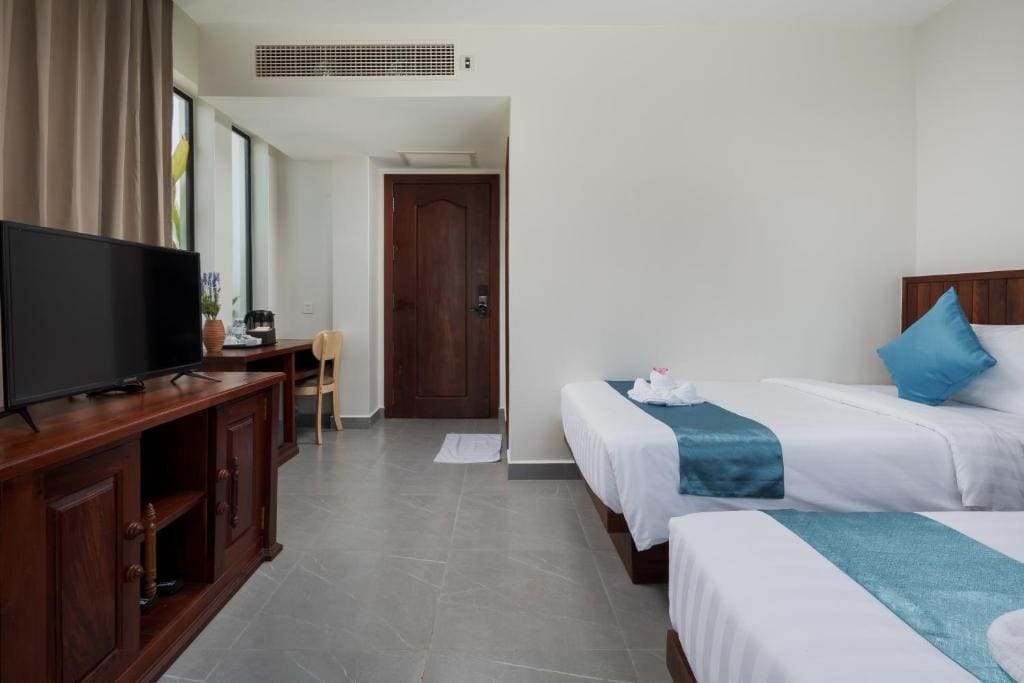Deluxe Twin Room room - Image 1