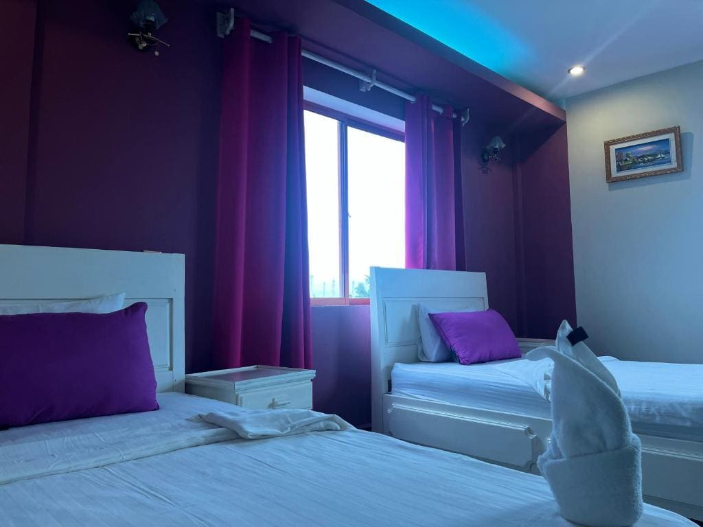 Superior Twin Room room - Image 2