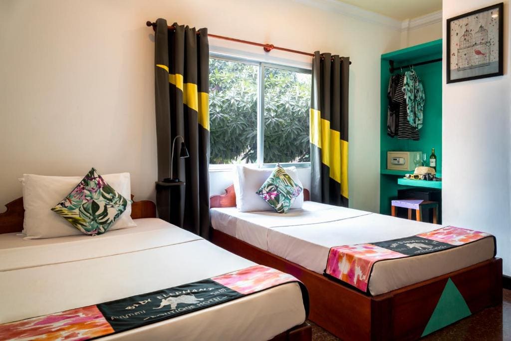 Deluxe Twin Room room - Image 3