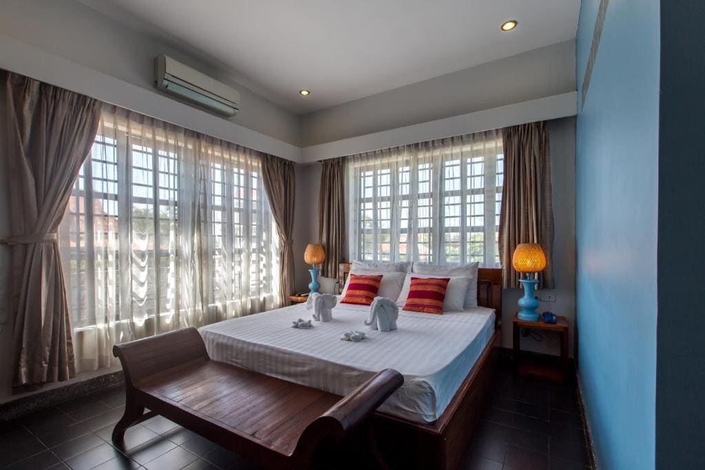 Deluxe Twin Room room - Image 2