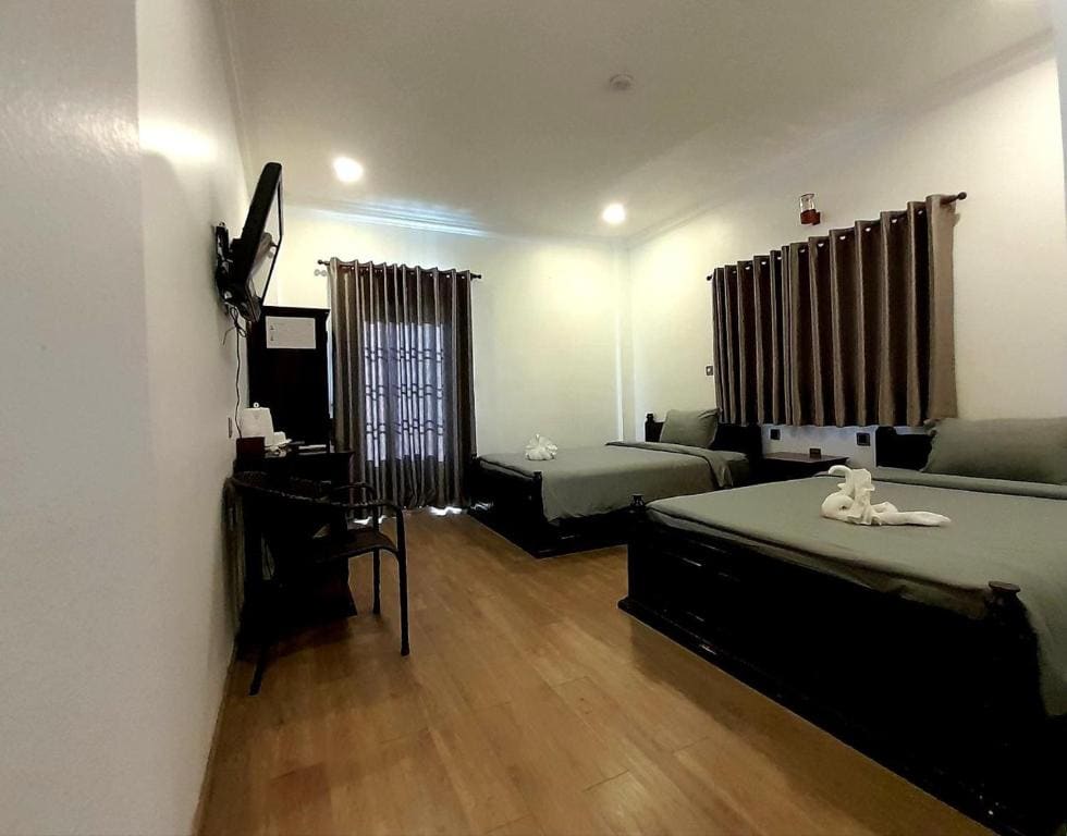 Deluxe Double Room with River View room - Image 3
