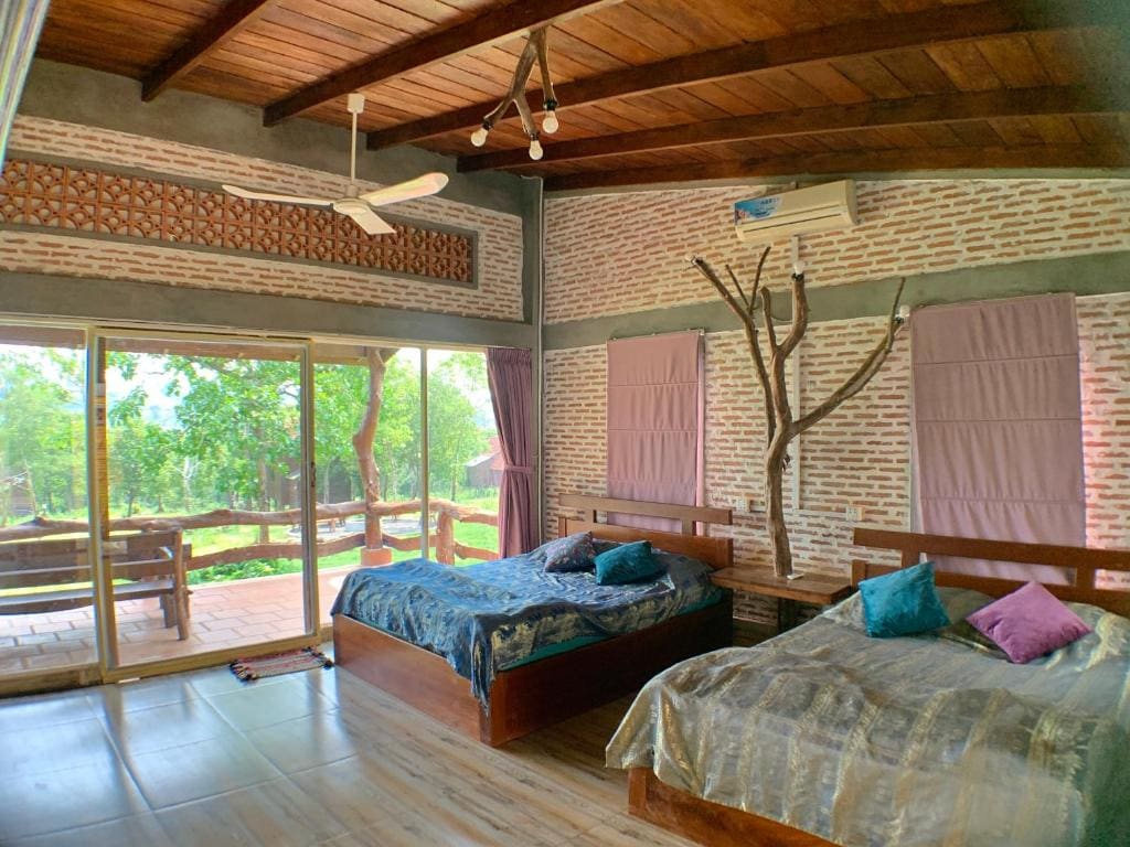 Double Room with Mountain View room - Image 2