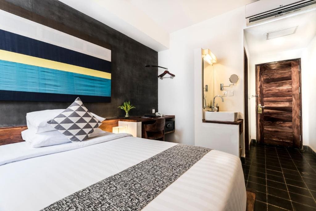 Deluxe Twin Room room - Image 1