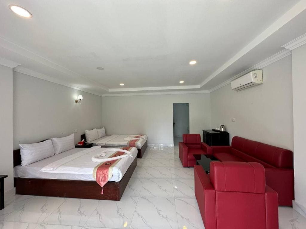 Bungalow with Fan room - Image 2